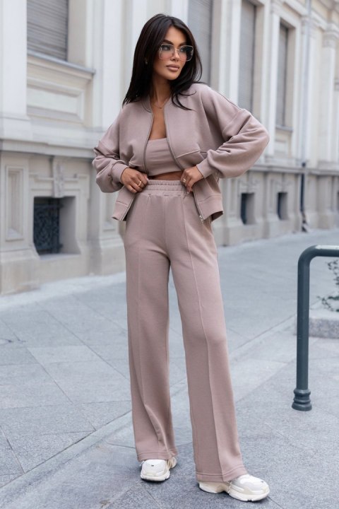 Dwuczęściowy komplet dresowy beżowy