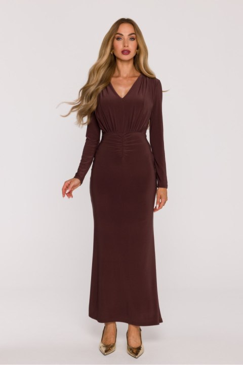 Elegancka i niezwykle kobieca sukienka maxi uszyta z gładkiej dzianiny