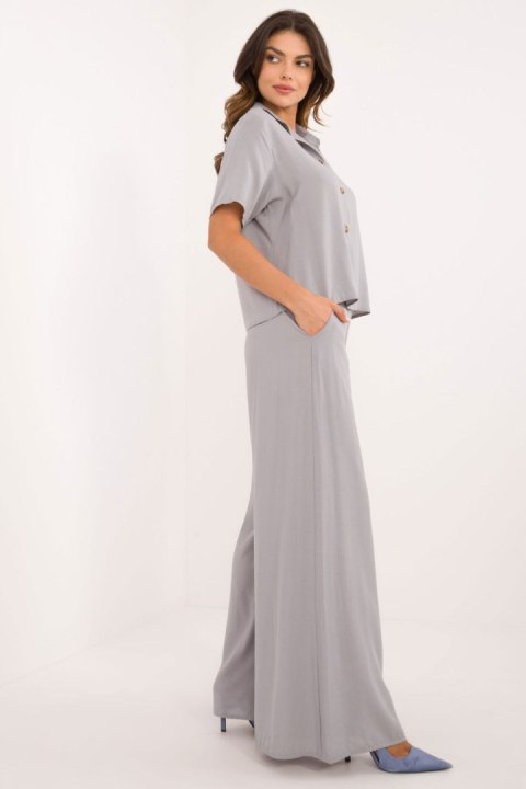 Elegancki prosty komplet damski szary