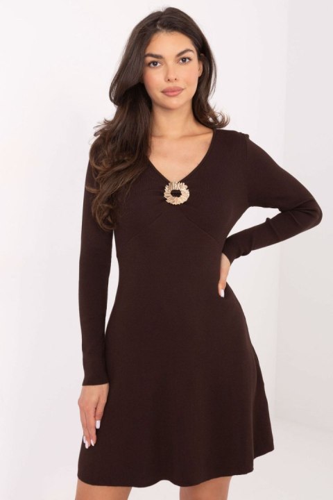 Stylowa dzianinowa sukienka