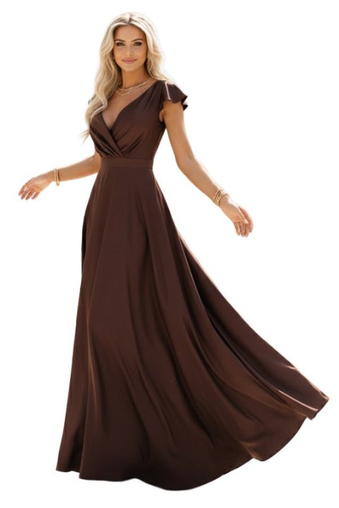 Połyskująca długa suknia z dekoltem