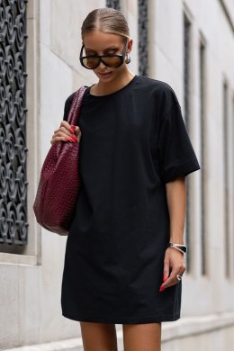 Czarna t-shirtowa sukienka oversize