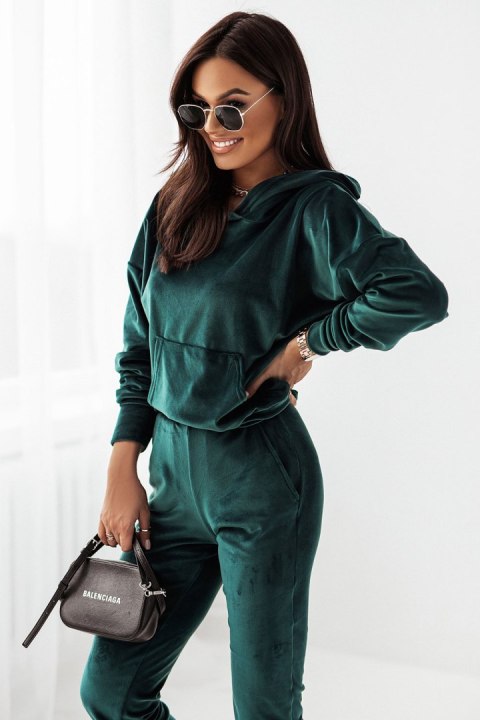 Welurowy mięciutki dres ciemny zielony