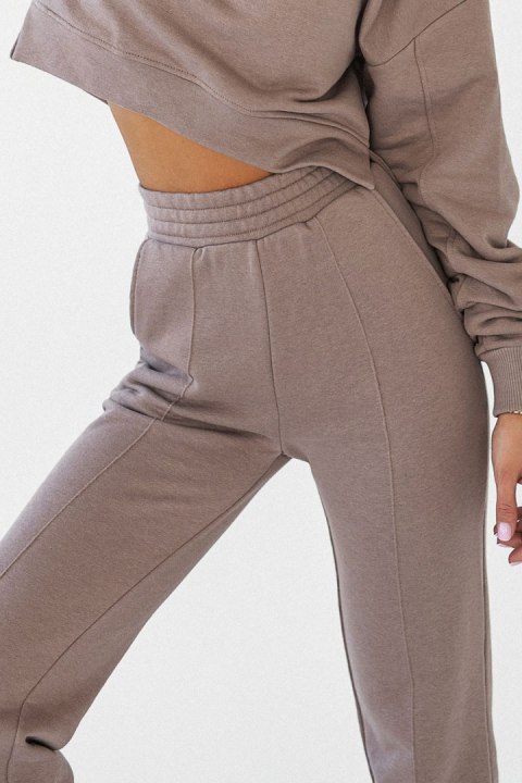 Mocca Spodnie Dresowe Z Przeszyciami Lamia