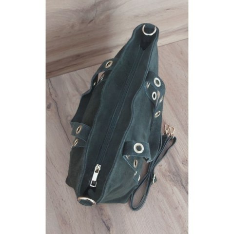 Skórzany Włoski worek ,torba na ramię Vera Pelle miękki zamsz złote dżety-kółka, pojemna A4 Zielony WZK25V