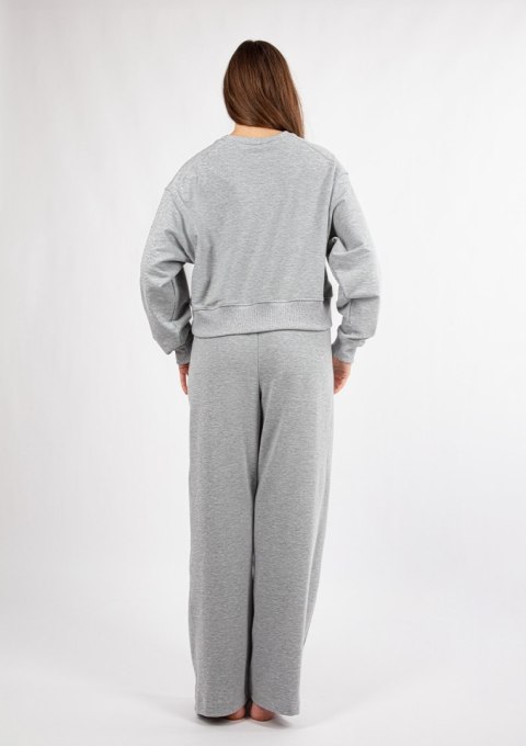 Prosty komplet dresowy