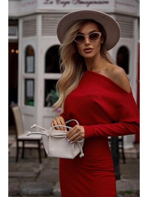 Prążkowana sukienka mini z odkrytymi ramionami