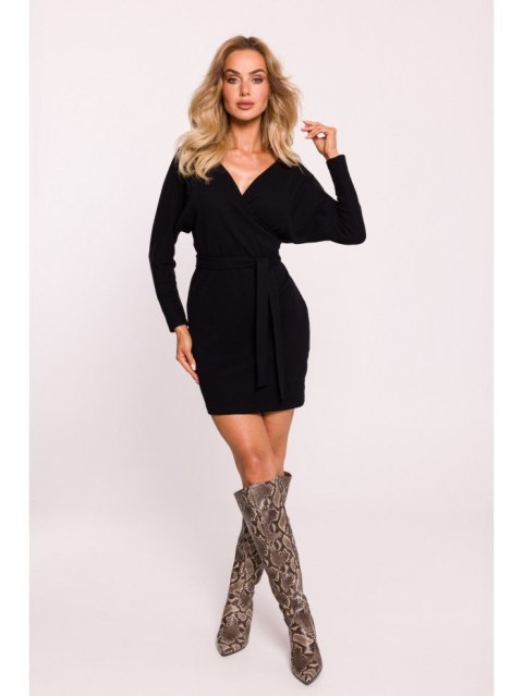 Prążkowana sukienka mini z paskiem