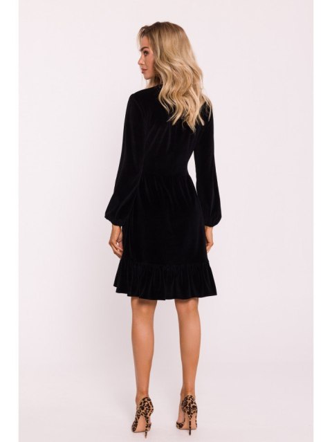 Welurowa sukienka z karczkiem