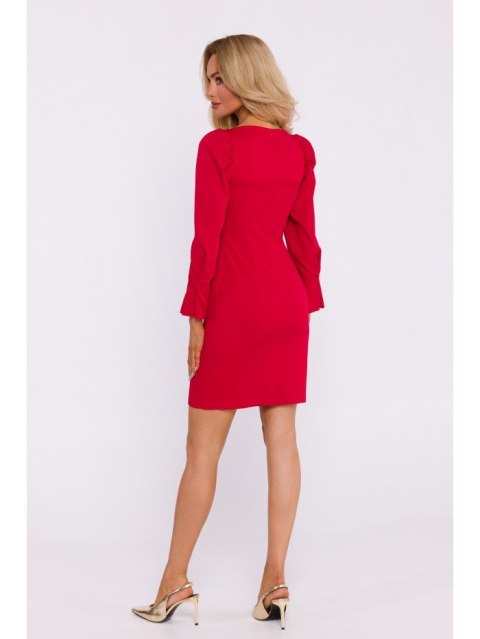 Sukienka mini z głębokim dekoltem