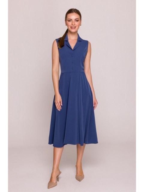 Sukienka z rozpinanym dekoltem