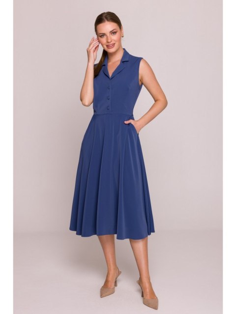 Sukienka z rozpinanym dekoltem