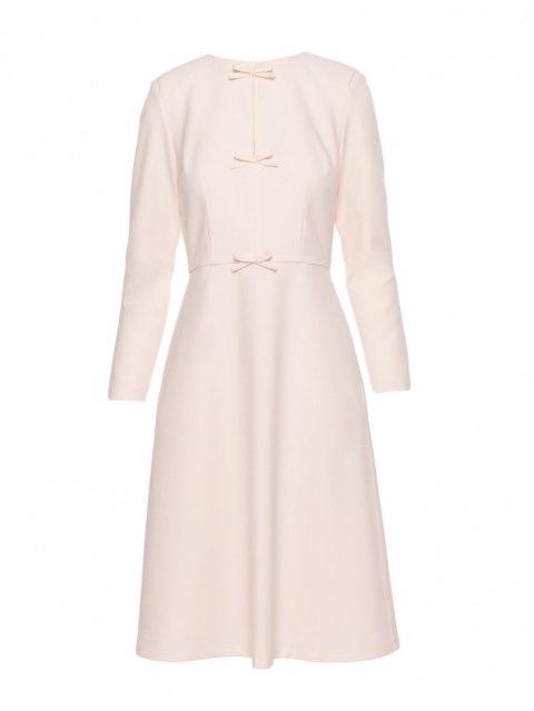 Sukienka z kokardkami